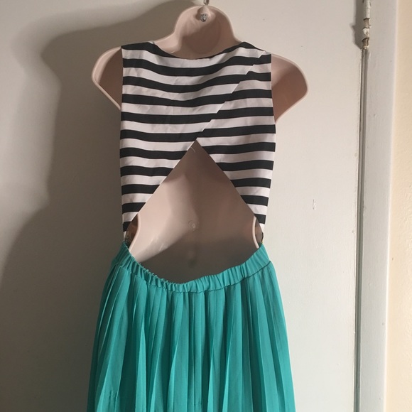 Double  Zero Unique Maxi Dress 👗 - Picture 6 of 8